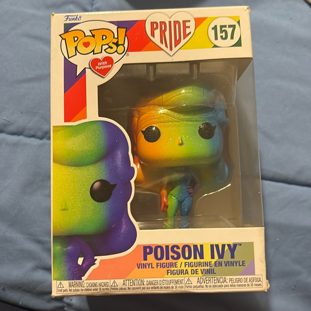 POP FUNKO POISON IVY PRIDE